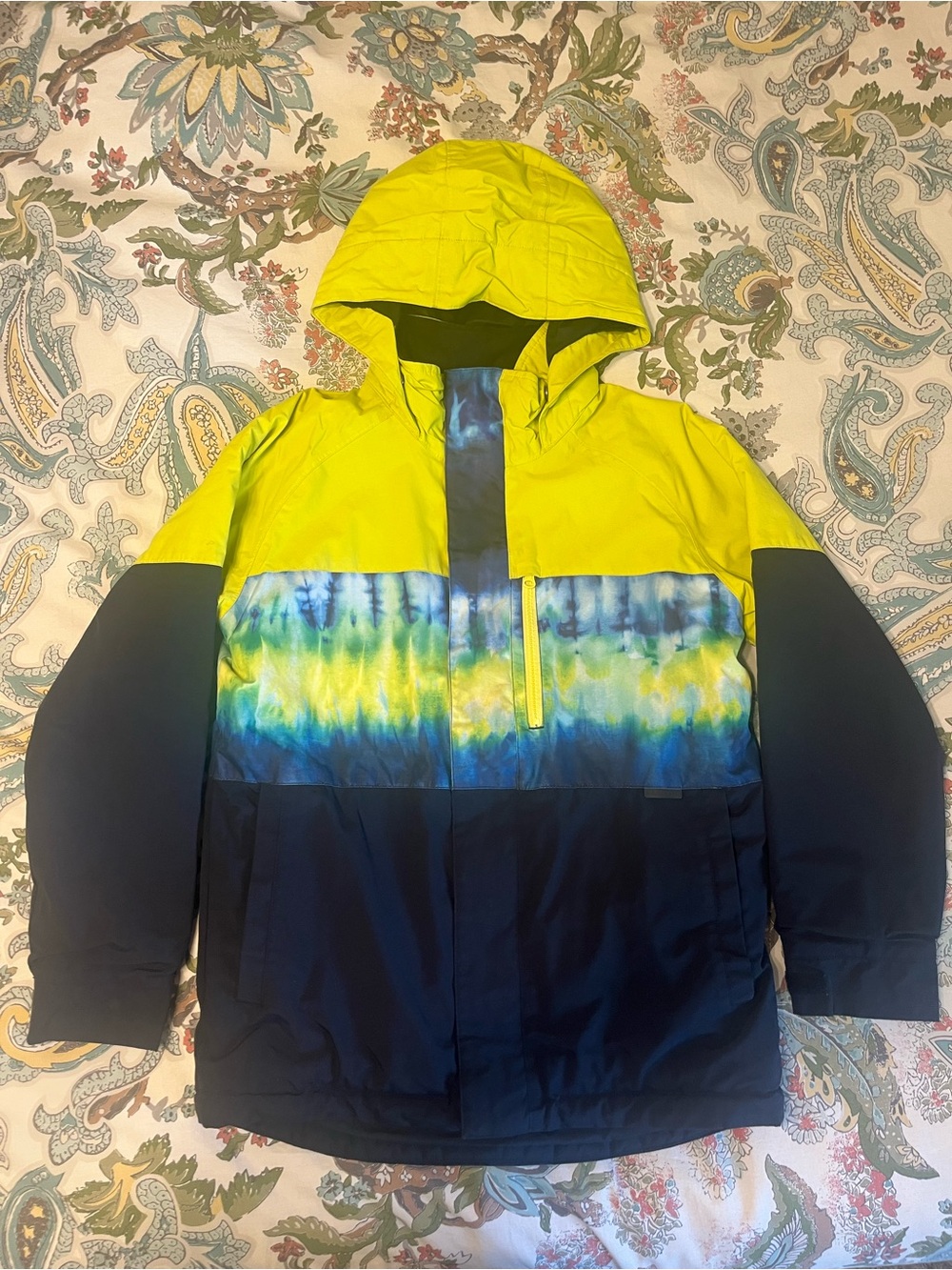 Burton Boys size med (10/12) Hooded snowboard jacket in Yellow, Navy & Tie-Dye